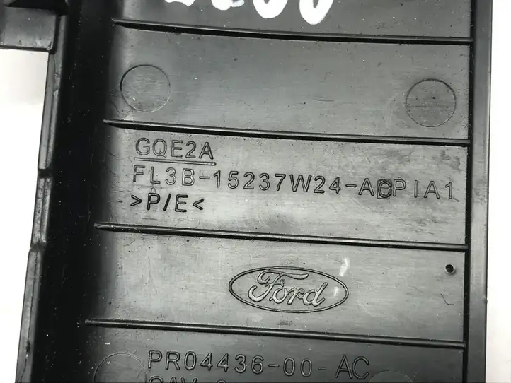 Ford F150 (2014 - 2018) FL3B15237W24AC Прочие детали салона — фото 7