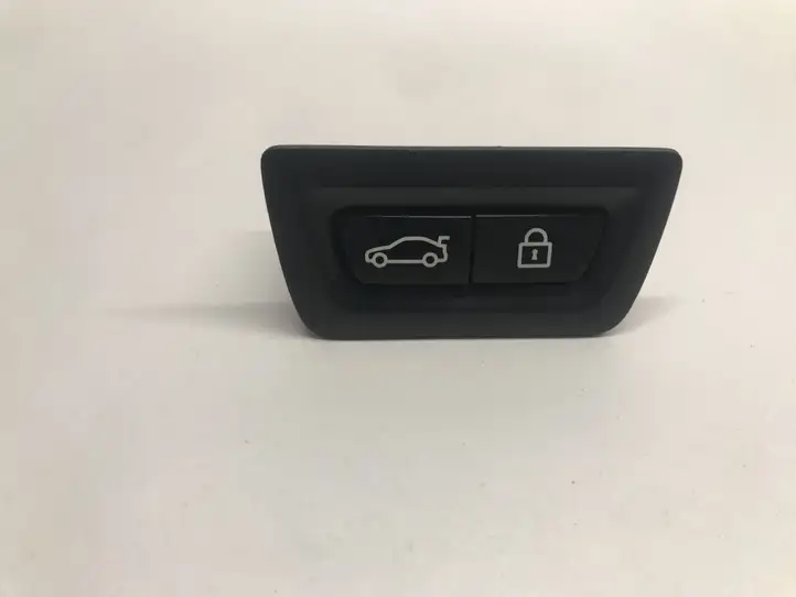 BMW X5 F15 (2013 - 2017) 9275121 Кнопка закрытия багажника — фото 1