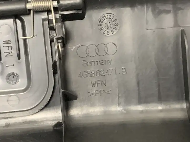 Audi A6 C7 (2011 - 2014) 4G5863471B Отделка порога багажника — фото 9