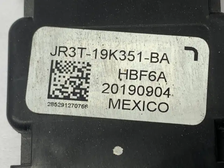 Ford Mustang VI (2015 - ) JR3T19K351BA GPS антенна — фото 2