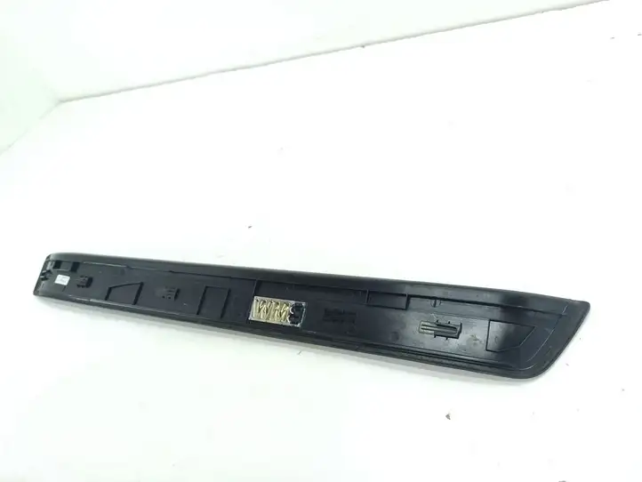 BMW 3 E90 E91 (2005 - 2012) 7060279 Внутренняя отделка переднего порога — фото 4