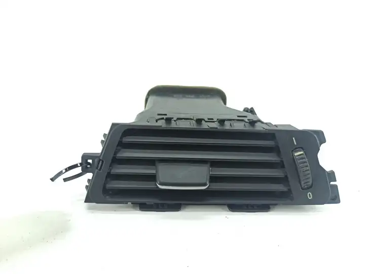 BMW 3 E90 E91 (2005 - 2012) 9130460 Боковой воздушный дефлектор — фото 1