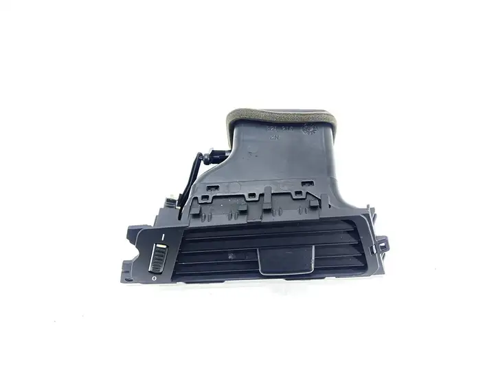 BMW 3 E90 E91 (2005 - 2012) 9130459 Боковой воздушный дефлектор — фото 4