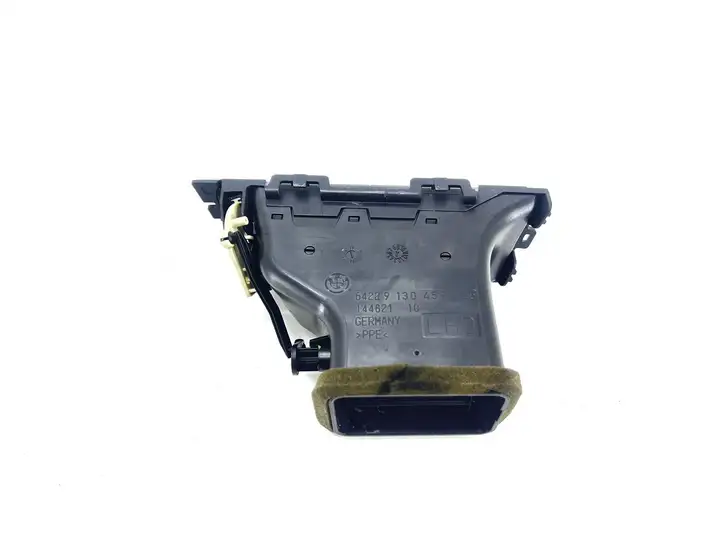 BMW 3 E90 E91 (2005 - 2012) 9130459 Боковой воздушный дефлектор — фото 5