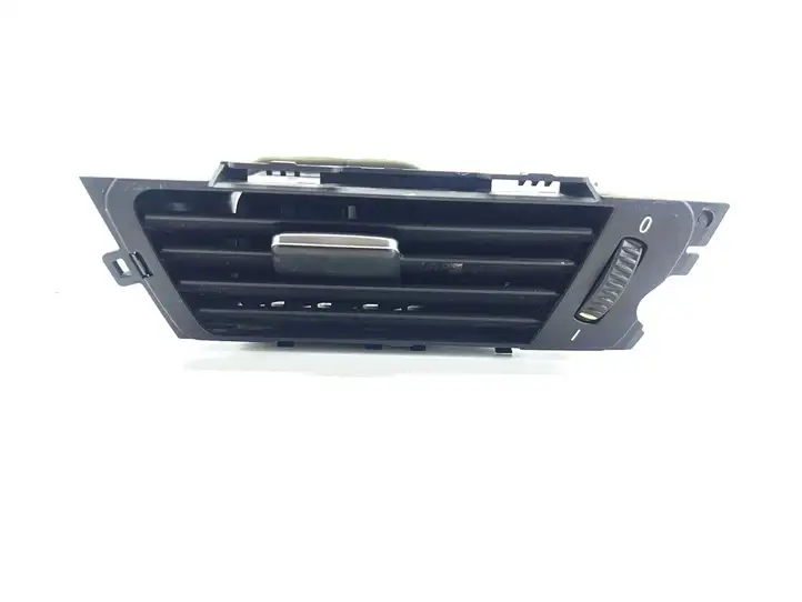 BMW 3 E90 E91 (2005 - 2012) 9130459 Боковой воздушный дефлектор — фото 6