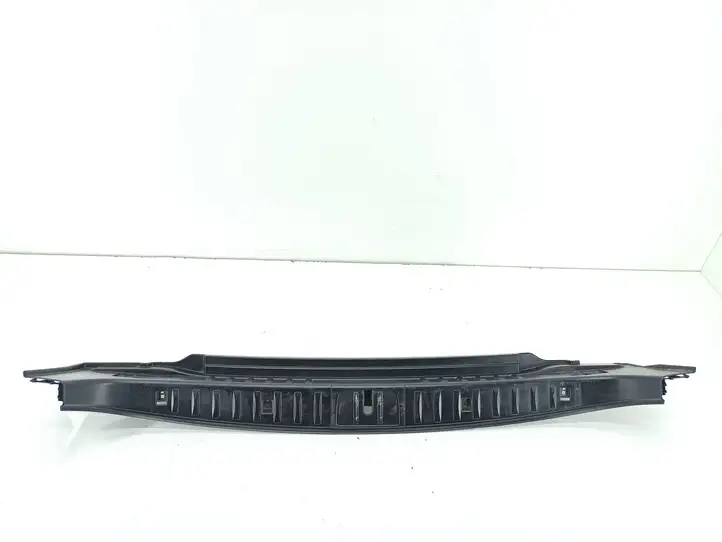 BMW 3 E90 E91 (2005 - 2012) 6949605 Отделка порога багажника — фото 6