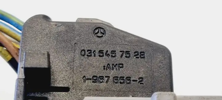 Mercedes-Benz A W176 (2012 - 2018) 0315457528 Прочая электропроводка — фото 3