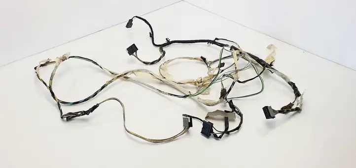 Opel Zafira B (2008 - 2014) 20806335 Прочая электропроводка — фото 1