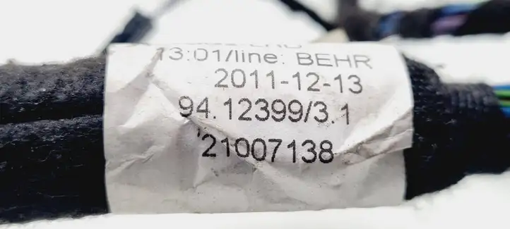 Opel Zafira B (2008 - 2014) 21007138 Прочая электропроводка — фото 5