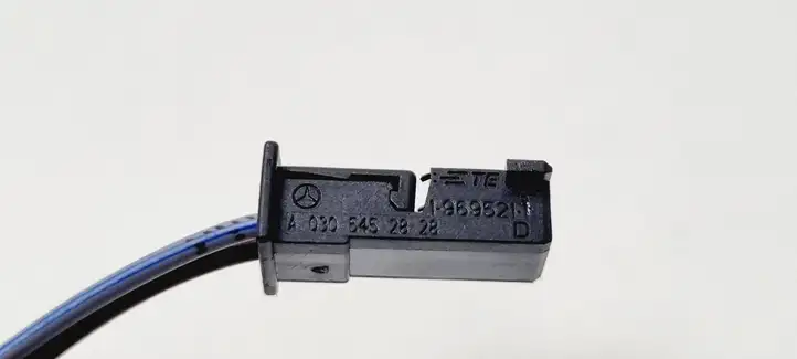 Mercedes-Benz E W212 (2009 - 2016) A0255458826 Прочая электропроводка — фото 5