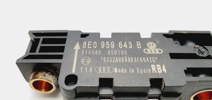 Audi A4 S4 B7 8E 8H (2004 - 2009) 8E0959643B Датчик удара SRS — фото 4