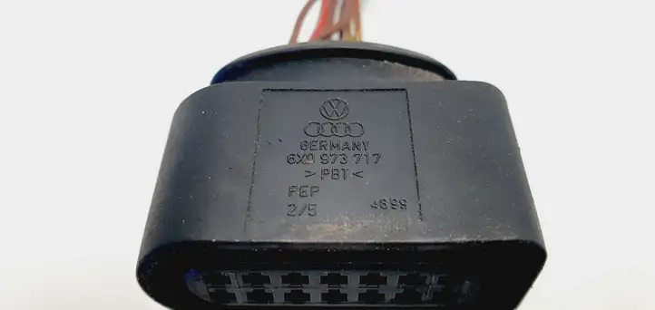 Audi A4 S4 B7 8E 8H (2004 - 2009) 6X0973717 Прочая электропроводка — фото 3