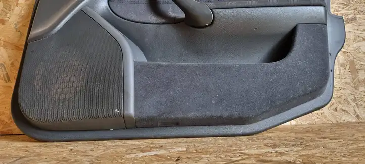 Mercedes-Benz C W203 (2000 - 2007) A2037200270 Обшивка передней двери — фото 5