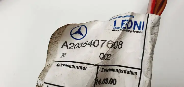 Mercedes-Benz C W203 (2000 - 2007) A2035407608 Проводка передней двери — фото 2