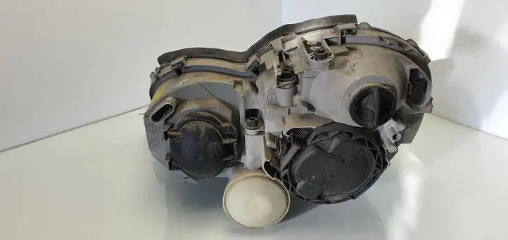 Mercedes-Benz C W203 (2000 - 2007) A2038200261 Передняя фара — фото 3