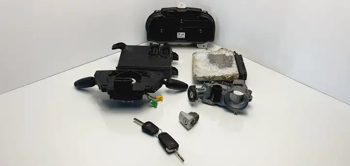 Opel Corsa D (2006 - 2010) 55571108 Комплект системы зажигания — фото 20