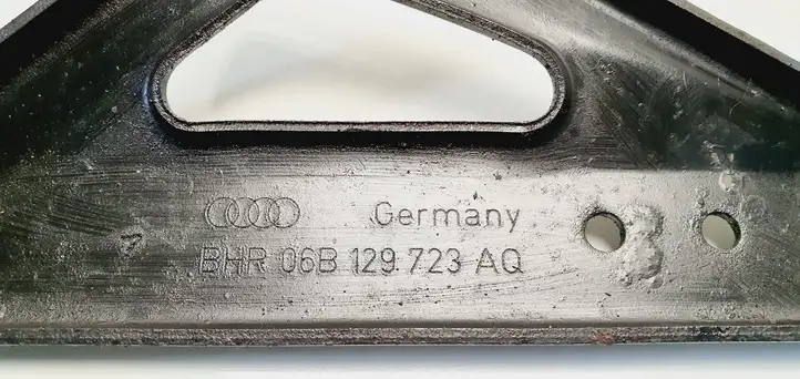 Volkswagen PASSAT B5.5 (2001 - 2005) 06B129723AQ Кронштейн двигателя — фото 4