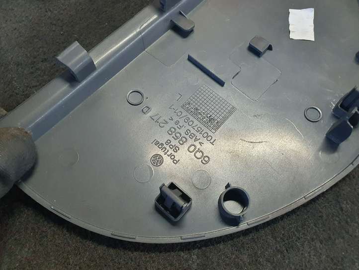 Volkswagen Polo (2001 - 2005)  6Q0858217D Отделочный щит панели (боковой)