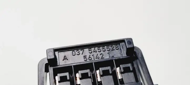 Mercedes-Benz C W203 (2000 - 2007) A0375455528 Прочая электропроводка — фото 3