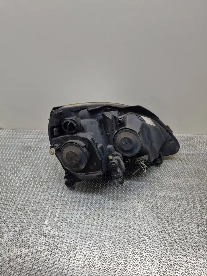 Renault Clio II (2001 - 2005) 15601700 Передняя фара — фото 2