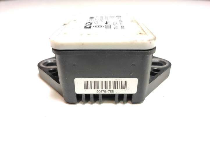 Audi Q5 (2008 - 2012)  8K0907637C Датчик ESP (системы стабильности) (датчик курсовой устойчивости))