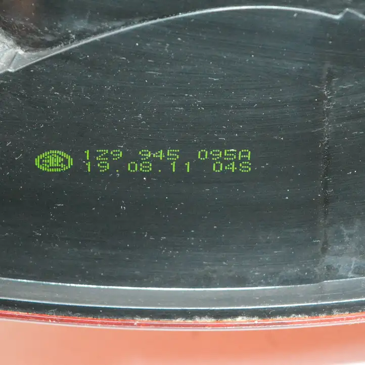 Skoda Octavia Mk2 (1Z) (2004 - 2013) 1Z9945095A Задний фонарь в кузове — фото 7