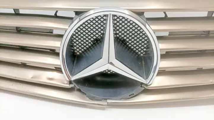 Mercedes-Benz SL R129 (1989 - 2002) A1298880260 Передняя решетка — фото 4