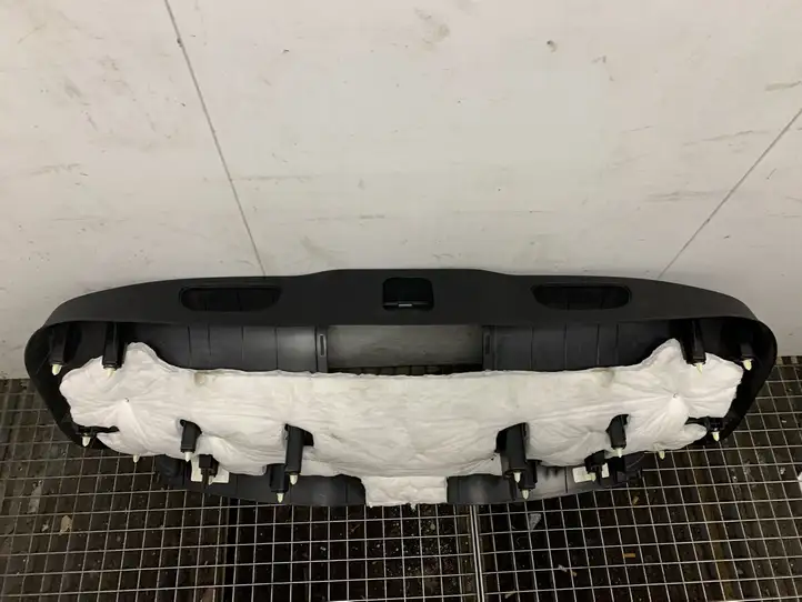 Jeep Cherokee (2013 - 2017) 1WN74TRMAC Отделка порога багажника — фото 4