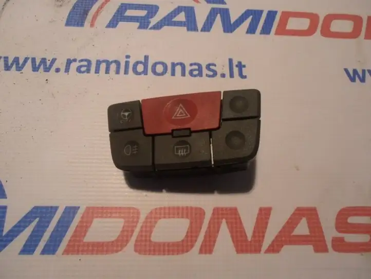 Fiat Panda II (2004 - 2011) Другие включатели / ручки/ переключатели — фото 1