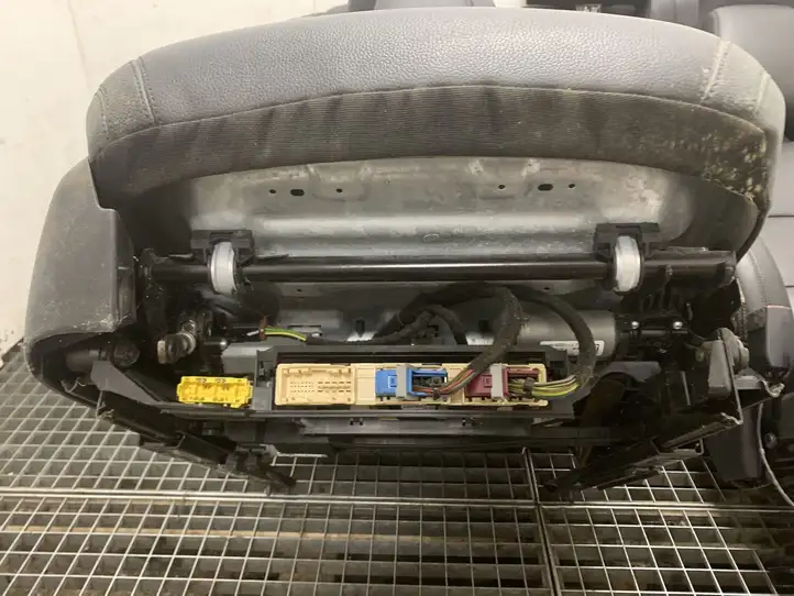 Mercedes-Benz CLA C117,X117,W117 (2013 - 2019) W117C117LEATHERSEATS Комплект салона — фото 4