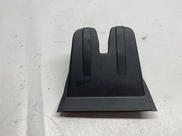 Volkswagen Jetta VII (2019 - ) 3G9827520B Отделка порога багажника — фото 3