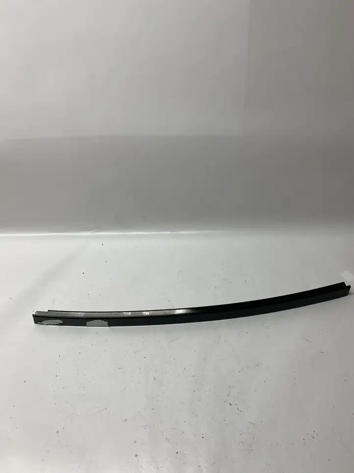 BMW 3 F30 F35 F31 (2012 - 2018) 7263381 Накладка стекла задней двери — фото 6