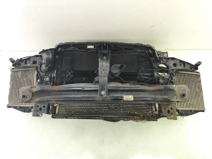 Porsche Cayenne (92A) (2011 - 2017)  7P5805931081021 Панель радиаторов (телевизор)