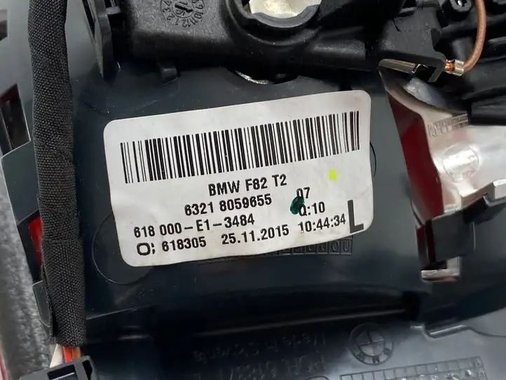 BMW 4 F32 F33 (2013 - 2017) 8059655 Задний фонарь в крышке багажника — фото 2