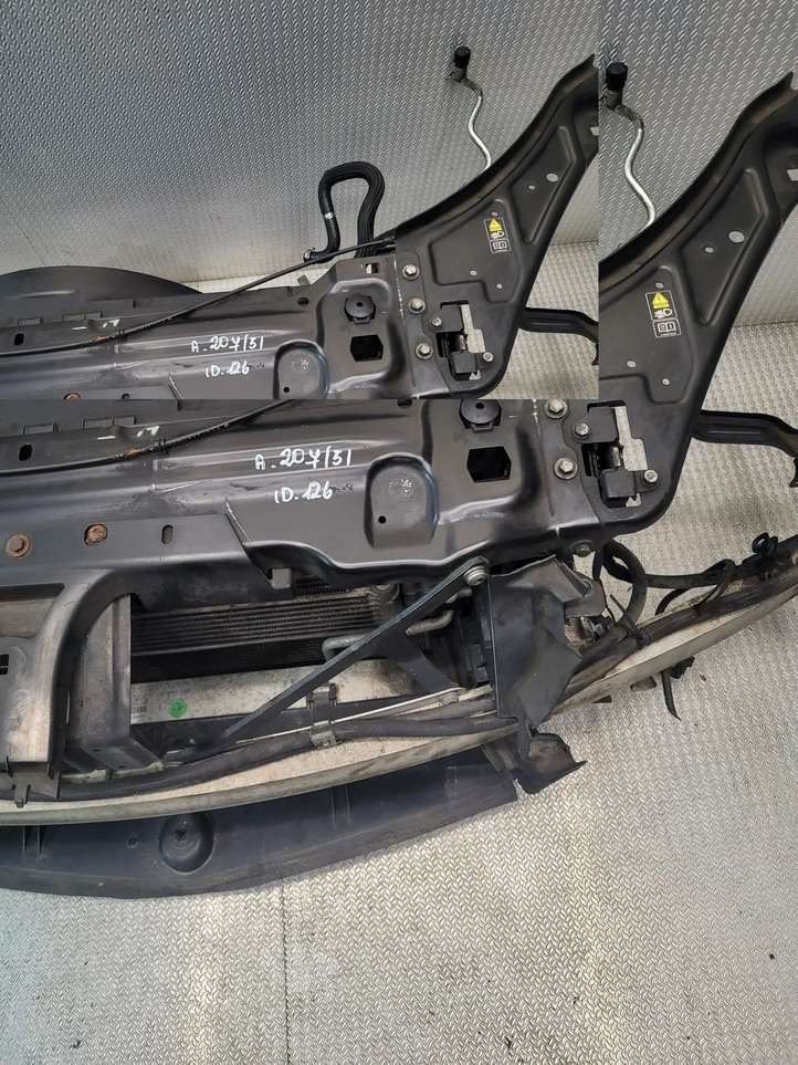 Mercedes-Benz E A207 (2010 - 2017)  207620032 Панель радиаторов (телевизор)