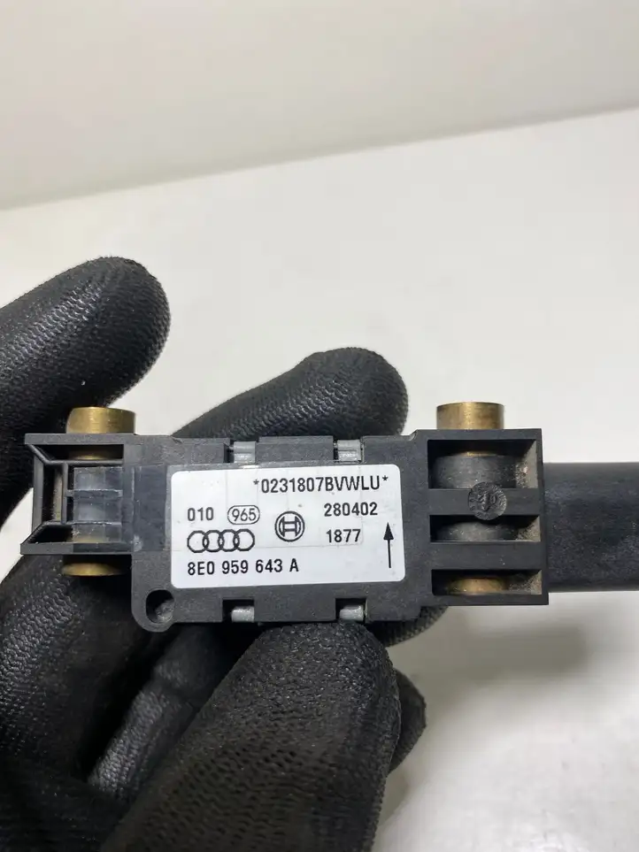 Audi A4 S4 B6 8E 8H (2000 - 2006) 8E0959643A Датчик удара SRS — фото 3