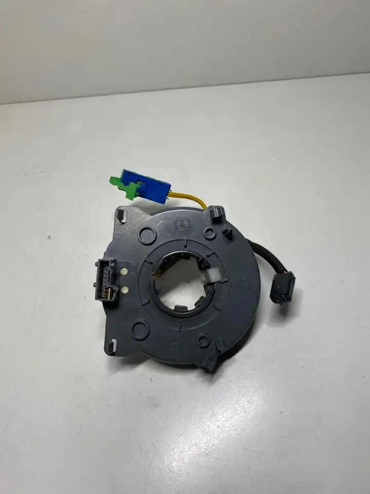 Opel Zafira B (2003 - 2006) 24436920 Контактное кольцо SRS — фото 2