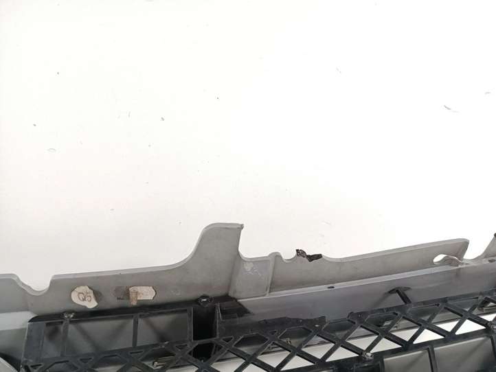 Mercedes-Benz SL R230 (2001 - 2012)  A2308800883 Передняя решётка