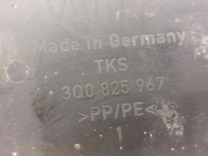 Volkswagen PASSAT B8 (2015 - )  3Q0825967 Кронштейн переднего подкрыльника
