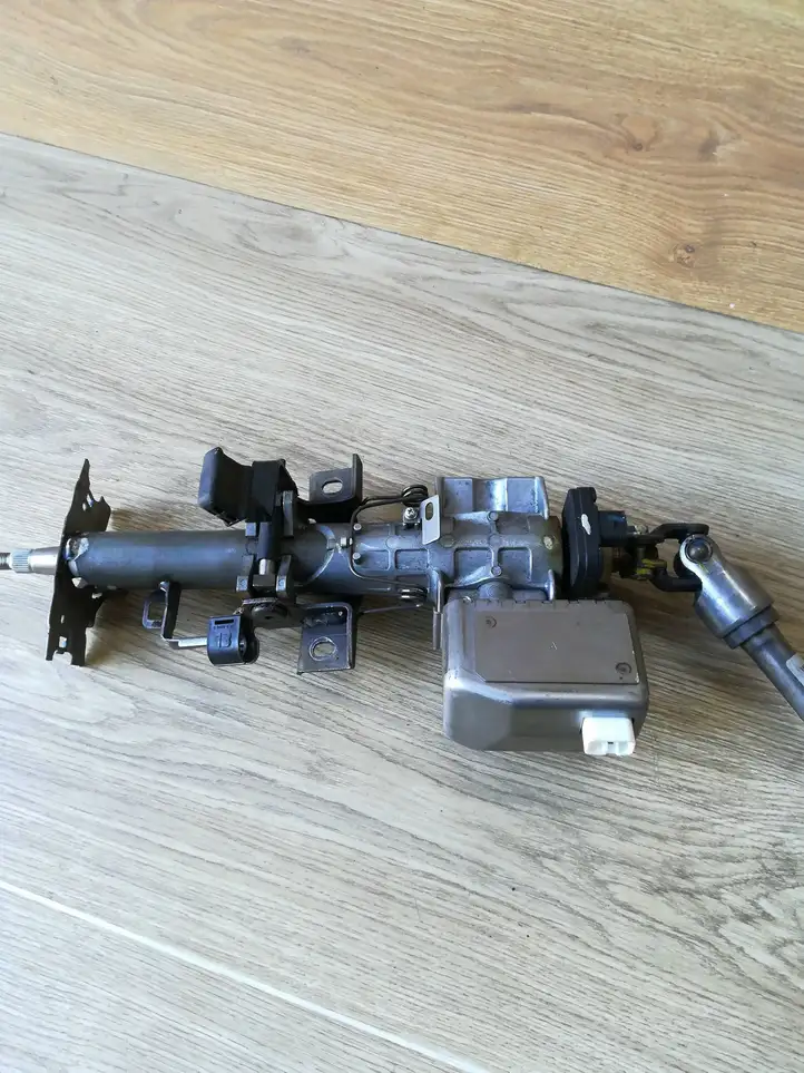 Toyota Corolla Verso AR10 (2004 - 2009) 4502089998 Блокиратор руля — фото 2