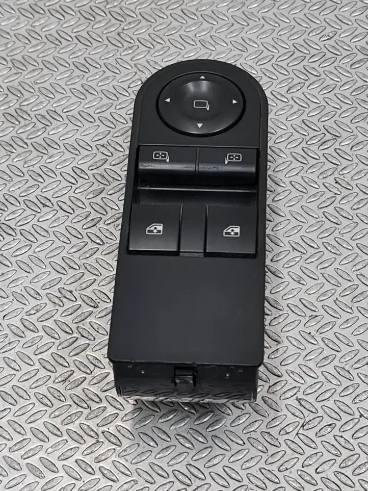 Opel Zafira B (2006 - 2008) 13228706 Блок кнопок стеклоподъемников — фото 1