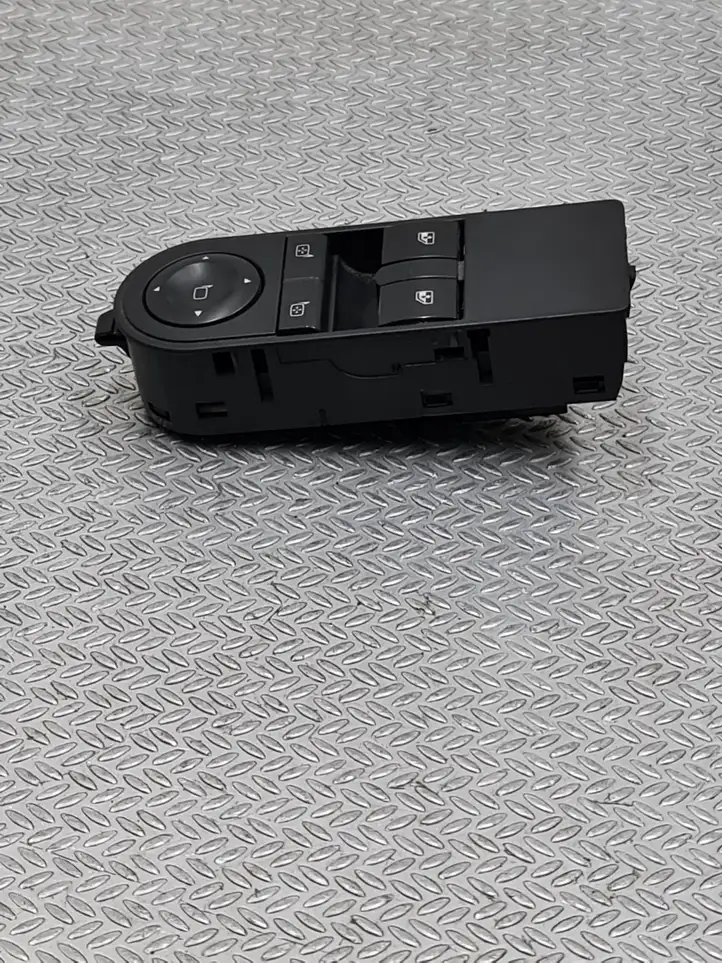 Opel Zafira B (2006 - 2008) 13228706 Блок кнопок стеклоподъемников — фото 4