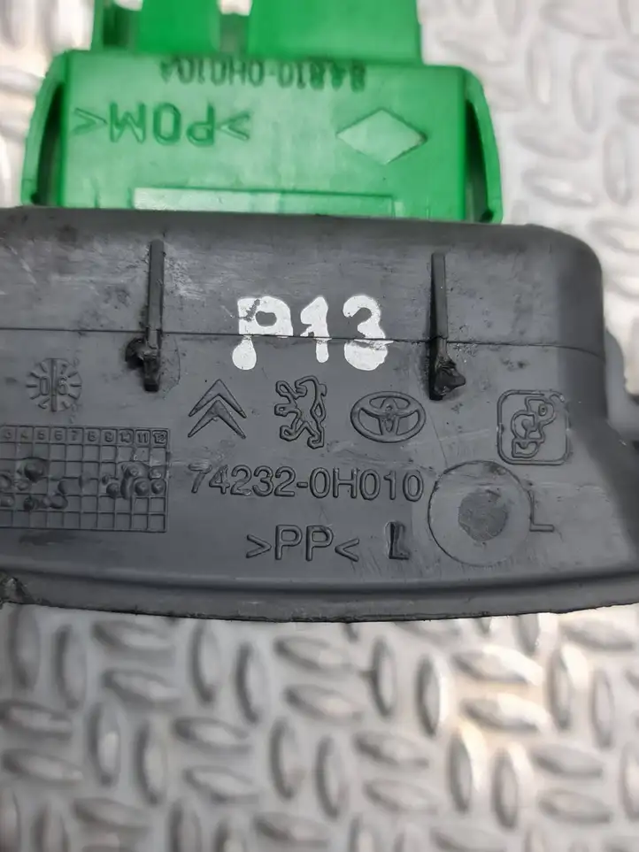 Peugeot 107 (2005 - 2008) 742320H010 Блок кнопок стеклоподъемников — фото 5