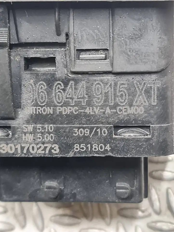 Peugeot 308 (2007 - 2013) 96644915XT Блок кнопок стеклоподъемников — фото 5