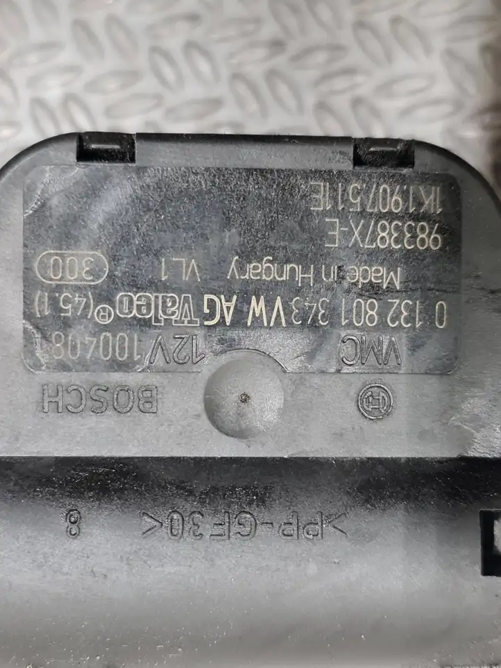 Audi A3/S3 8P (2008 - 2013) 1K1907511E Двигатель задвижки потока воздуха — фото 5