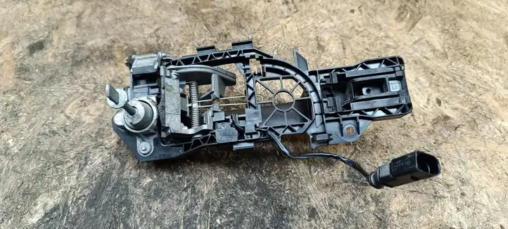 Volkswagen PASSAT CC (2008 - 2012) 3C0837885H Наружная ручка двери — фото 4