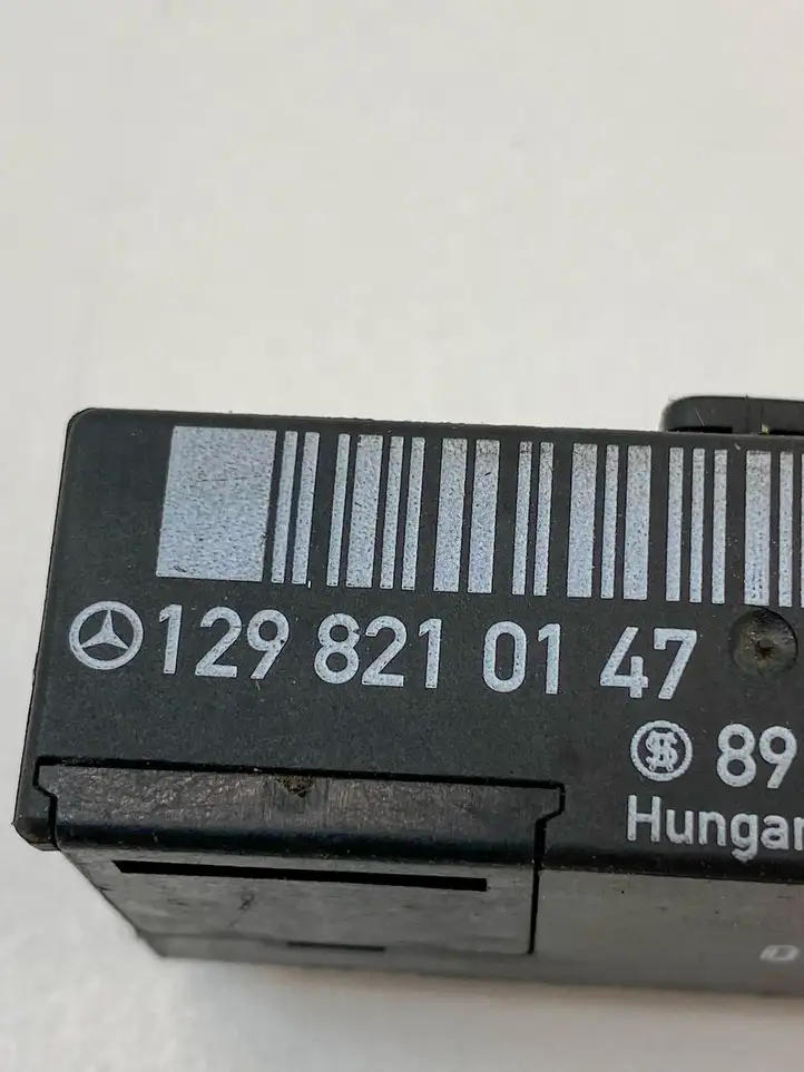 Mercedes-Benz SL R129 (1989 - 2002) 1298210147 Реле аварийных фонарей — фото 6