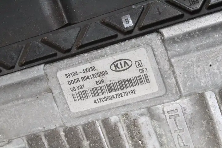 Kia Sedona (2010 - 2014) 391044X930 Блок управления двигателем (ЭБУ) — фото 2