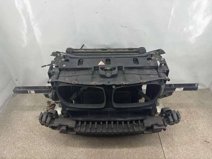 BMW X3 F25 (2010 - 2017)  7601176 Панель радиаторов (телевизор)