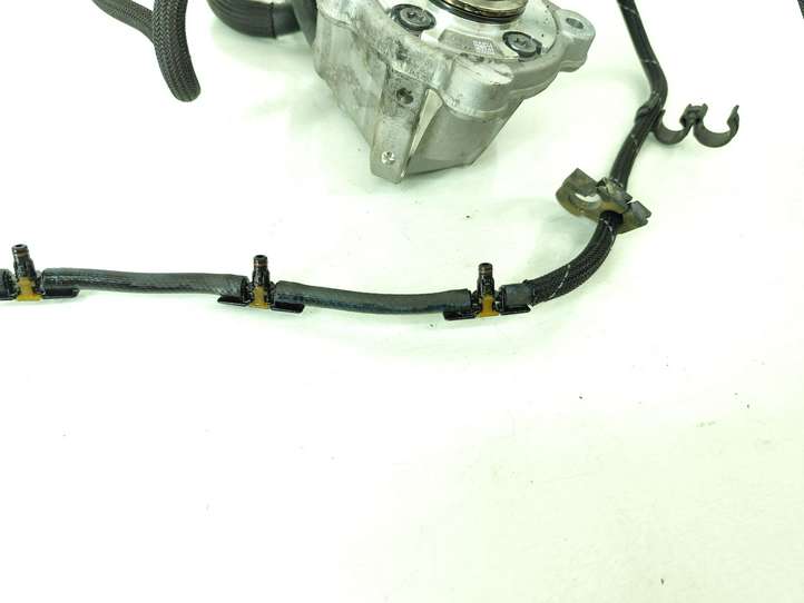 BMW 5 E60 E61 (2004 - 2010)  0281002949 Комплект жиклеров (форсунок)
